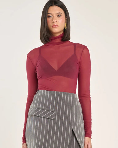 BLUSA TULE GOLA ALTA