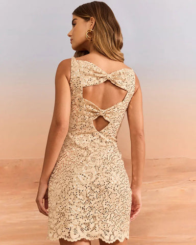 VESTIDO CURTO DECOTE V LACOS COSTAS