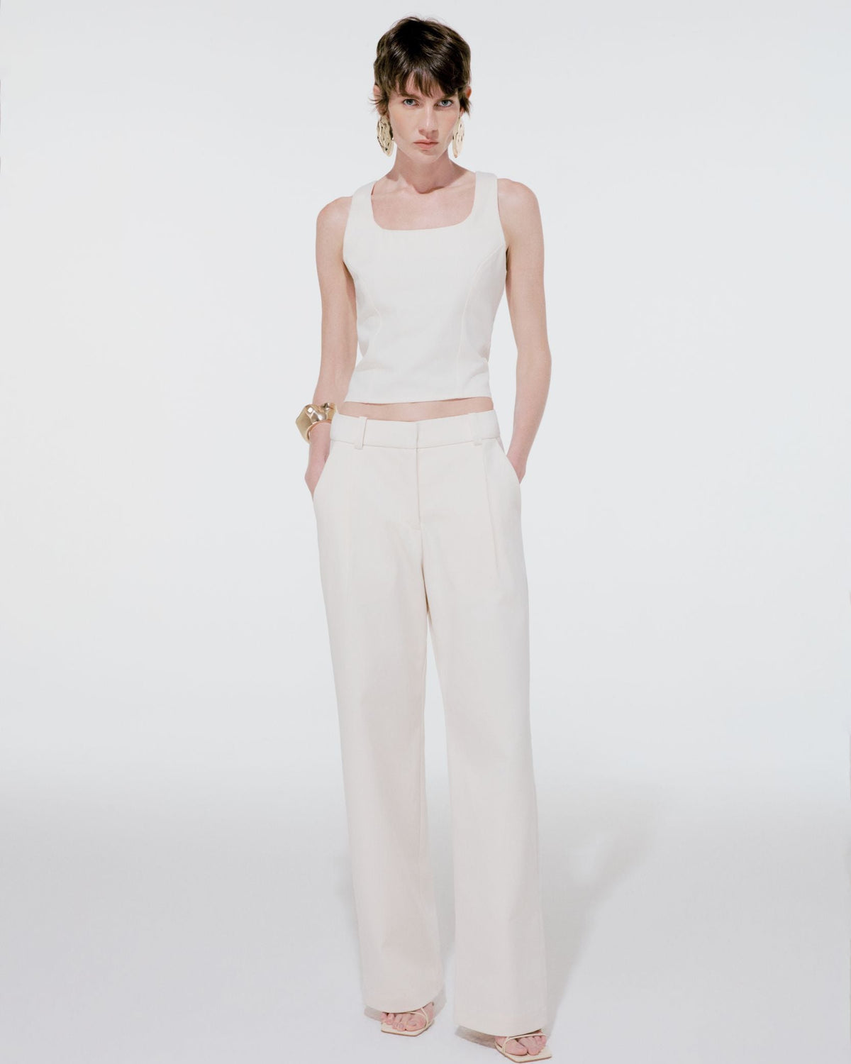 CALCA  GABRIELA  SARJA